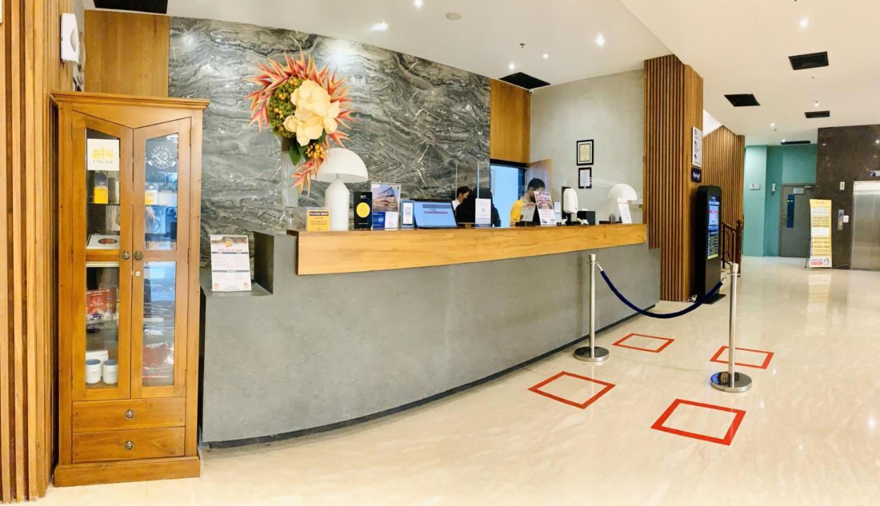 Kyriad Hotel Muraya Aceh Банда-Ачех Экстерьер фото